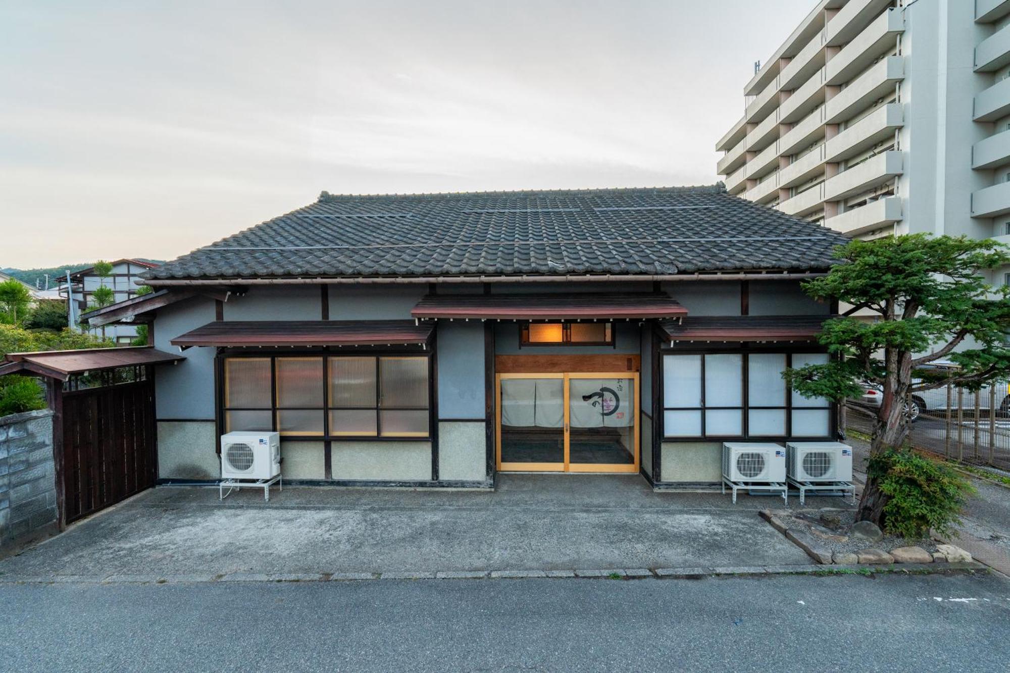 お宿一の華 Takayama  Extérieur photo
