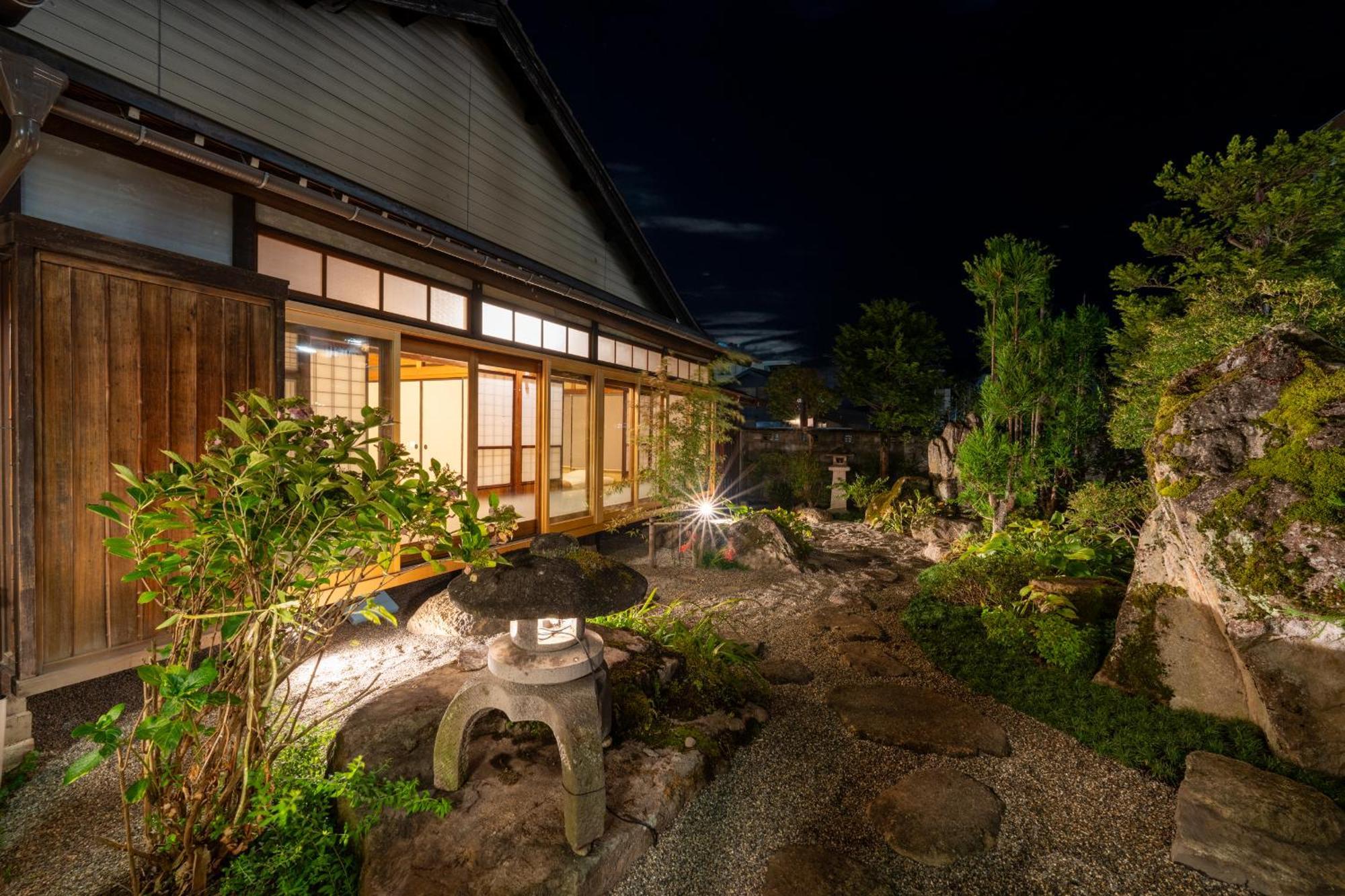 お宿一の華 Takayama  Extérieur photo